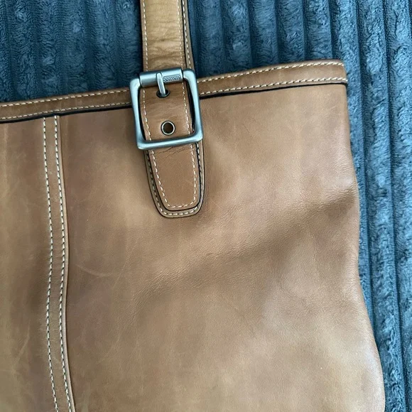 Coach Tan Leather Shoulder Bag - Picture 4 of 5